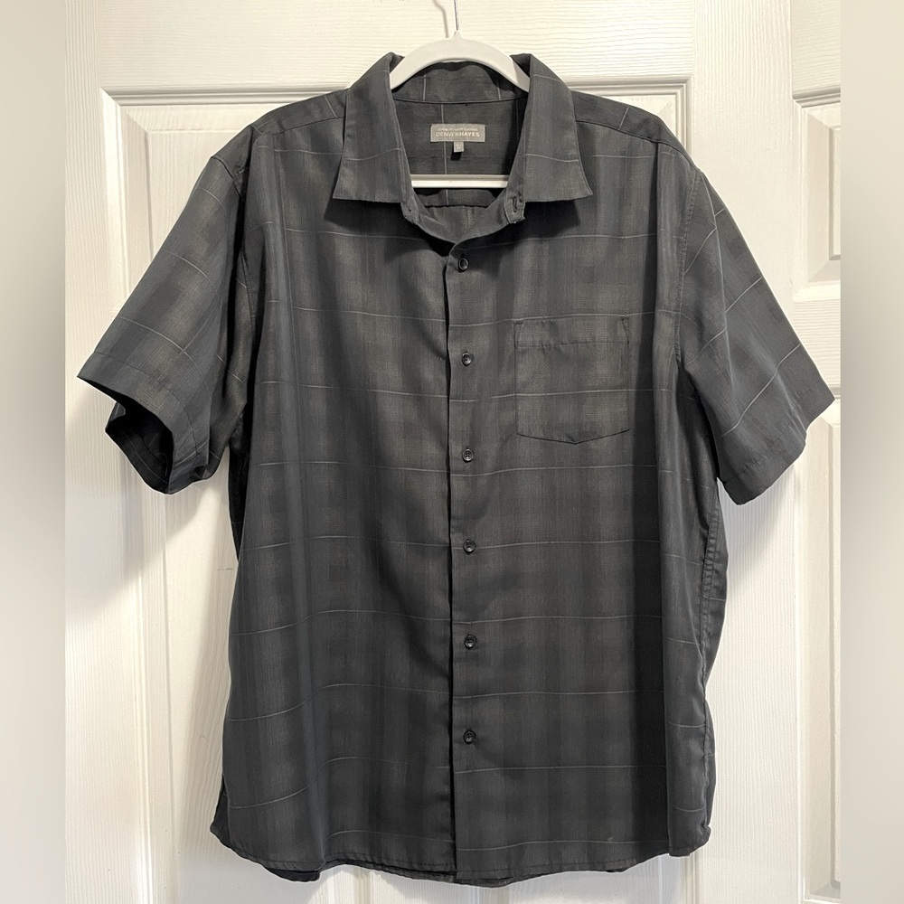 Denver Hayes Like NEW men’s button up shirt size XL